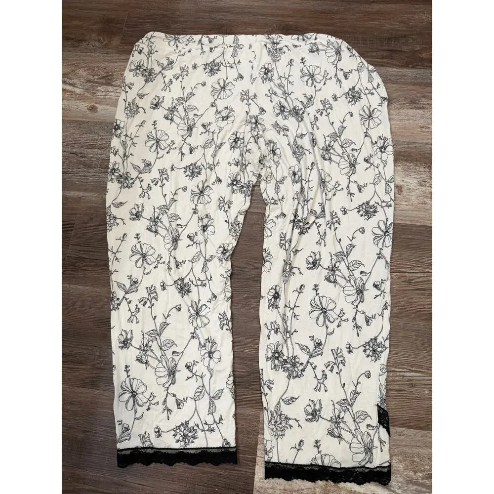 Soma short sleeve/capri leg flower lace cool pajama set white black sz XXL EUC